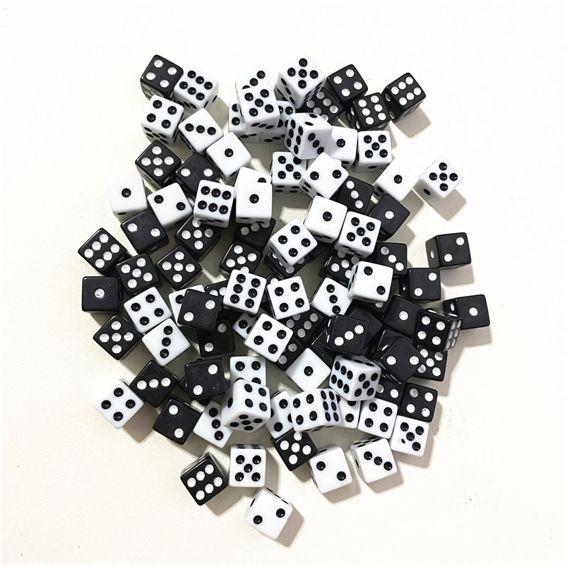50 Parça 10mm Akrilik Kare Nok - Party Games Gamecube incelemesi ve fiyatı